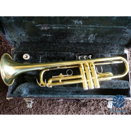 Trompeta YAMAHA YTR-2320