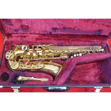 Saxo alto YAMAHA YAS-575